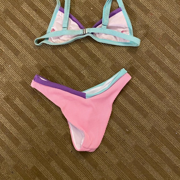 Colorful Bikini Set - Picture 4 of 7